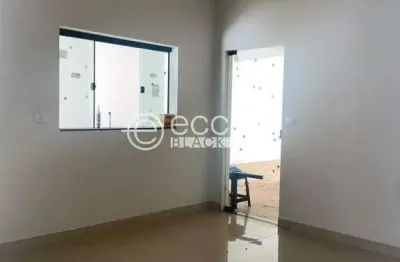 Casa à venda, 3 quartos, 1 suíte, 4 vagas, santa mônica - uberlândia/mg
