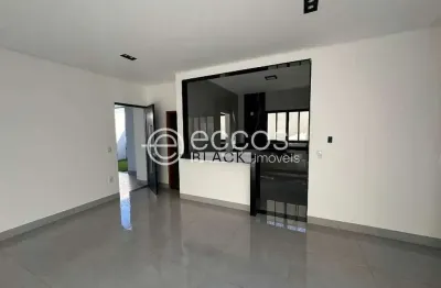 Casa à venda, 3 quartos, 1 suíte, 3 vagas, laranjeiras - uberlândia/mg