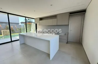 Casa em condomínio à venda, 4 quartos, 4 suítes, 4 vagas, granja marileusa - uberlândia/mg