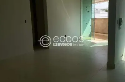 Apartamento à venda, 2 quartos, 1 suíte, 1 vaga, granada - uberlândia/mg