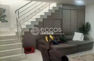 Casa à venda, 2 quartos, 2 suítes, 5 vagas, portal do vale - uberlândia/mg