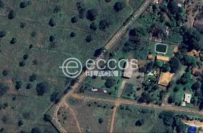 Chácara / sítio à venda na Rua Valdomira Pimenta, Chácaras Rancho Alegre, Uberlândia