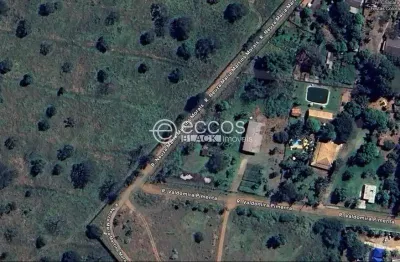 Chácara / sítio à venda na Rua Valdomira Pimenta, 94, Chácaras Rancho Alegre, Uberlândia