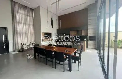 Casa em condomínio à venda, 3 quartos, 3 suítes, 4 vagas, laranjeiras - uberlândia/mg