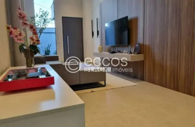 Casa à venda, 3 quartos, 3 suítes, 4 vagas, novo mundo - uberlândia/mg