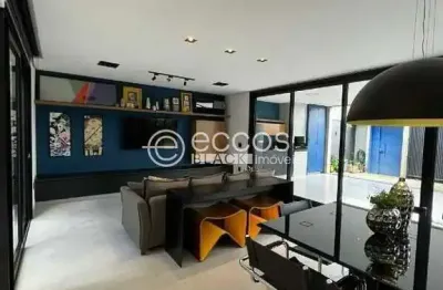 Casa à venda, 3 quartos, 1 suíte, 3 vagas, aclimação - uberlândia/mg