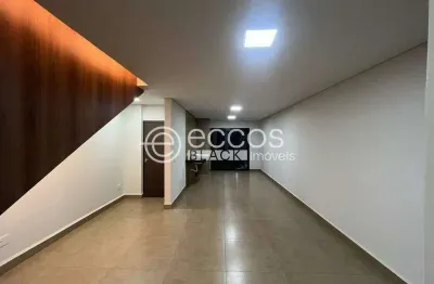 Casa à venda, 3 quartos, 1 suíte, 2 vagas, aclimação - uberlândia/mg