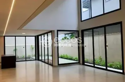 Casa em condomínio à venda, 4 quartos, 4 suítes, 2 vagas, jardim sul - uberlândia/mg