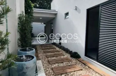 Casa à venda, 4 quartos, 2 suítes, 3 vagas, santa mônica - uberlândia/mg