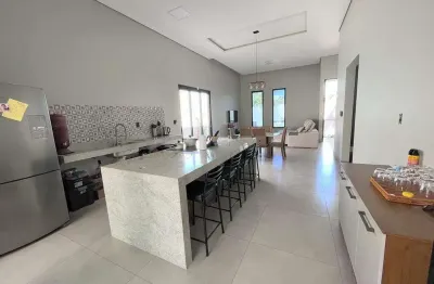Casa à venda, 3 quartos, 3 suítes, 2 vagas, jardim inconfidência - uberlândia/mg