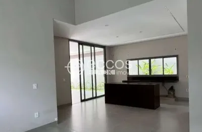 Casa em condomínio à venda, 3 quartos, 3 suítes, 2 vagas, laranjeiras - uberlândia/mg