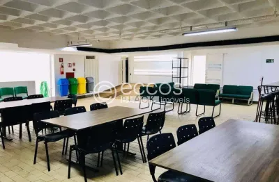 Prédio para alugar na Avenida Rio Branco, 1761, Lidice, Uberlândia