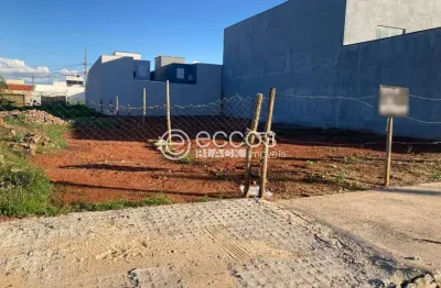 Terreno à venda na Rua Aeronauta, Jardim Ipanema I, Uberlândia