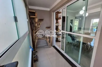 Cobertura à venda, 3 quartos, 1 suíte, 1 vaga, santa mônica - uberlândia/mg