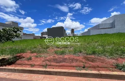 Terreno em condomínio fechado à venda na Rua Pigmento, 64, Grand Ville, Uberlândia