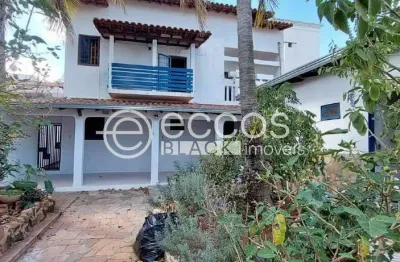 Casa à venda, 5 quartos, 5 suítes, 4 vagas, morada da colina - uberlândia/mg