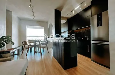 Apartamento à venda, 2 quartos, 1 suíte, 1 vaga, aclimação - uberlândia/mg