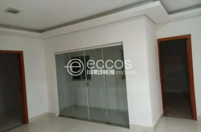 Casa à venda, 3 quartos, 1 suíte, 3 vagas, planalto - uberlândia/mg