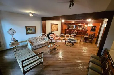 Casa à venda, 4 quartos, 4 suítes, 6 vagas, mercês - uberaba/mg