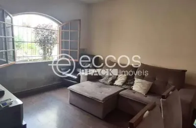 Casa à venda, 3 quartos, 1 suíte, 5 vagas, coqueiros - belo horizonte/mg