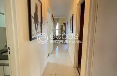 Casa em condomínio à venda, 3 quartos, 1 suíte, 2 vagas, vila arquelau - uberaba/mg