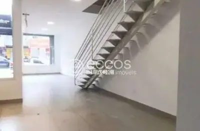 Ponto comercial para alugar na Avenida Floriano Peixoto, Centro, Uberlândia