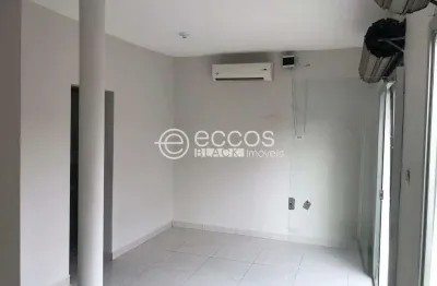 Imóvel comercial à venda, 3 quartos, 1 vaga, planalto - uberlândia/mg