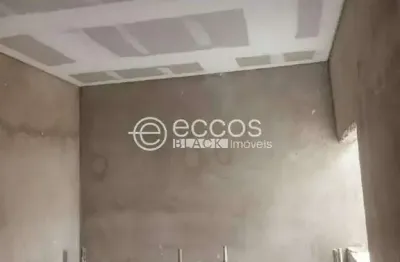 Casa à venda, 3 quartos, 1 suíte, 4 vagas, jardim brasília - uberlândia/mg