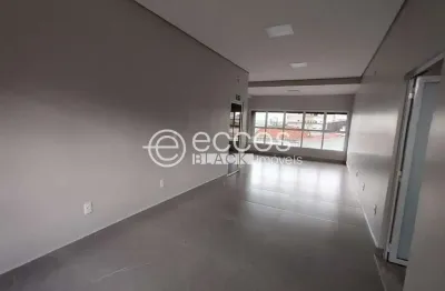 Sala comercial para alugar na Avenida João Pinheiro, 4611, Umuarama, Uberlândia