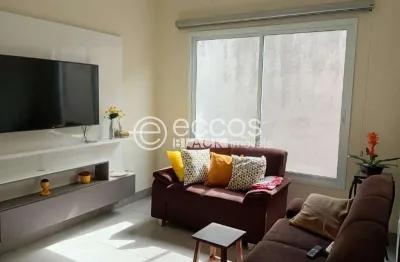 Casa à venda, 4 quartos, 1 suíte, 4 vagas, granada - uberlândia/mg
