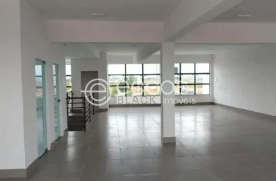 Sala comercial para alugar na Avenida dos Ferreiras, 494, Aclimação, Uberlândia
