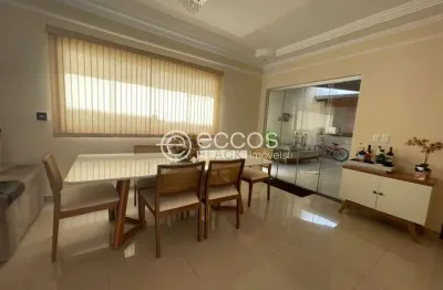 Casa à venda, 3 quartos, 1 suíte, 3 vagas, jardim europa - uberlândia/mg