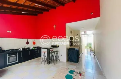 Casa à venda, 3 quartos, 1 suíte, 2 vagas, jardim patrícia - uberlândia/mg