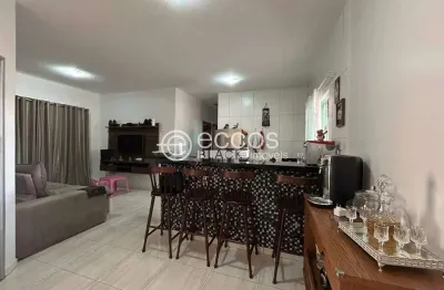 Casa à venda, 3 quartos, 1 suíte, 3 vagas, jardim europa - uberlândia/mg
