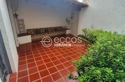 Casa à venda, 3 quartos, 1 suíte, 2 vagas, jardim alexandre campos - uberaba/mg