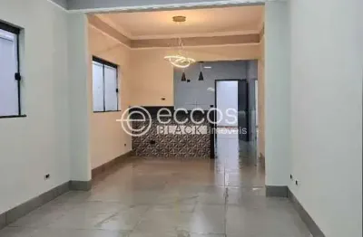 Casa à venda, 3 quartos, 1 suíte, 3 vagas, jardim brasília - uberlândia/mg
