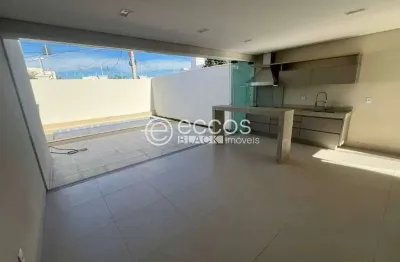Casa em condomínio para aluguel, 3 quartos, 3 suítes, 2 vagas, gávea sul - uberlândia/mg