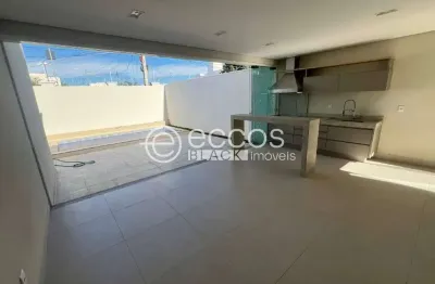Casa em condomínio para aluguel, 3 quartos, 3 suítes, 2 vagas, gávea sul - uberlândia/mg