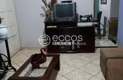 Casa à venda, 3 quartos, 2 vagas, fabrício - uberaba/mg