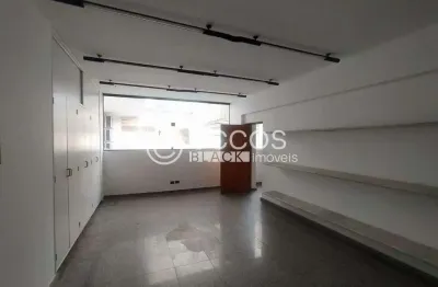 Sala comercial para alugar na Avenida Afonso Pena, 602, Centro, Uberlândia