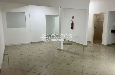 Sala comercial para alugar na Avenida Rondon Pacheco, Saraiva, Uberlândia