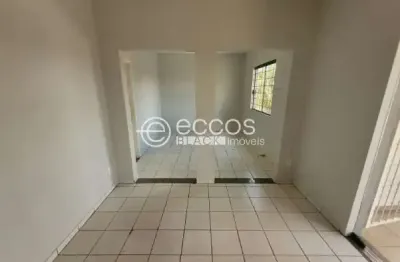Sala comercial para alugar na Avenida João Naves de Ávila, Centro, Uberlândia