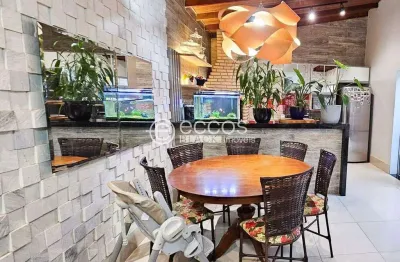 Casa em condomínio à venda, 3 quartos, 1 suíte, 2 vagas, recreio dos bandeirantes - uberaba/mg