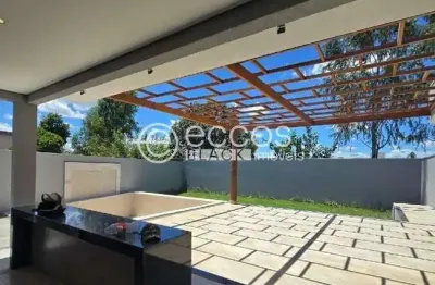 Casa em condomínio à venda, 4 quartos, 4 suítes, 6 vagas, residencial mário de almeida franco - uberaba/mg