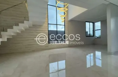 Casa em condomínio à venda, 4 quartos, 4 suítes, laranjeiras - uberlândia/mg