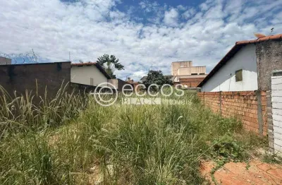 Terreno à venda na Rua Algas Marinhas, 191, Jardim Botânico, Uberlândia
