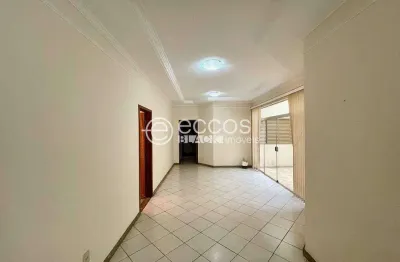Casa à venda, 4 quartos, 2 suítes, 3 vagas, jardim karaíba - uberlândia/mg