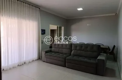 Casa à venda, 3 quartos, 1 suíte, 2 vagas, leblon - uberaba/mg