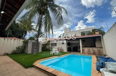 Casa à venda, 3 quartos, 1 suíte, 3 vagas, cidade jardim - uberlândia/mg