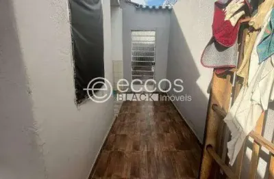 Casa à venda, 5 quartos, 1 suíte, 2 vagas, osvaldo rezende - uberlândia/mg